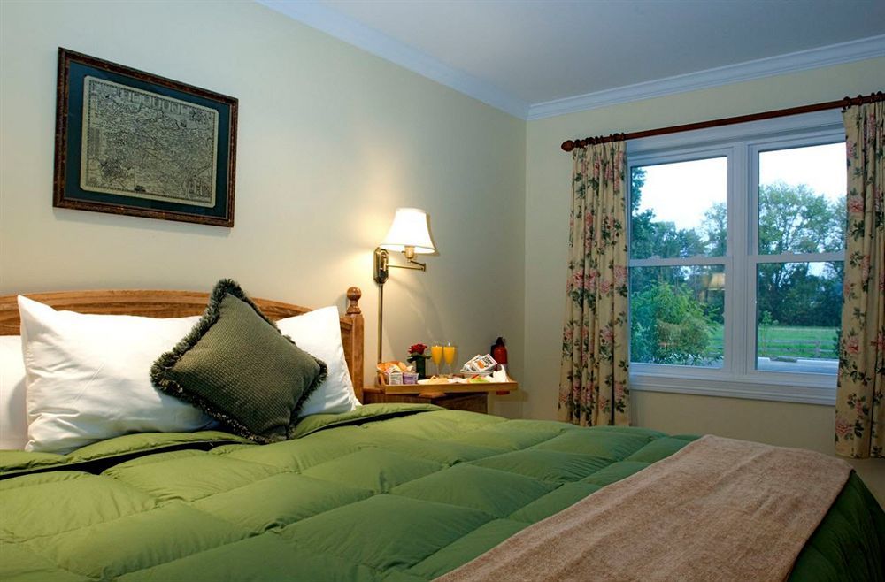 Seven Oaks Bed & Breakfast Lake Geneva Buitenkant foto