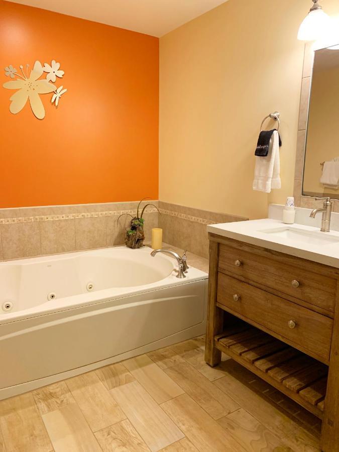 Seven Oaks Bed & Breakfast Lake Geneva Buitenkant foto