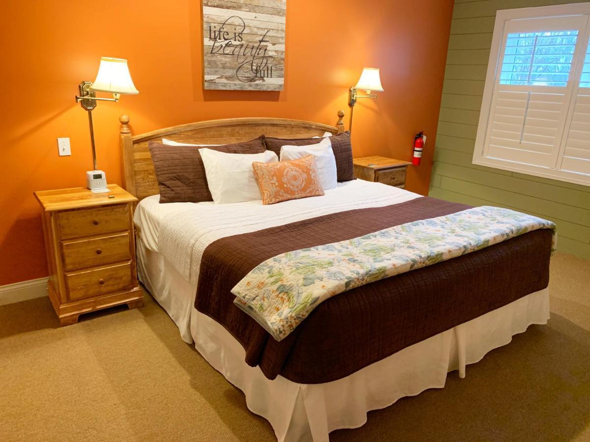 Seven Oaks Bed & Breakfast Lake Geneva Buitenkant foto